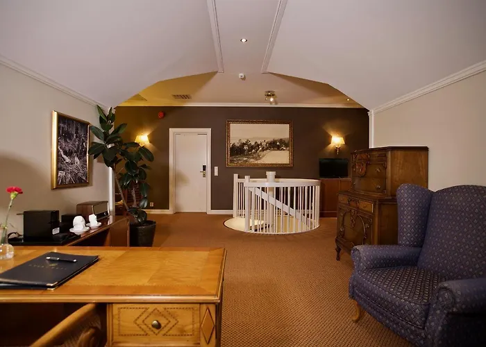 Losby Gods Manor
